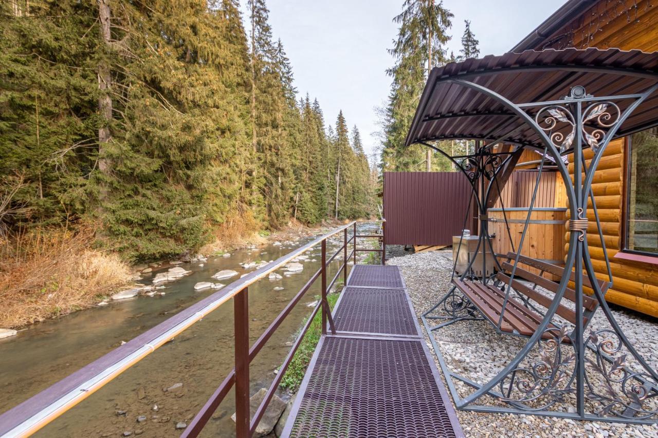 Arnika Hotel Boekovel Buitenkant foto