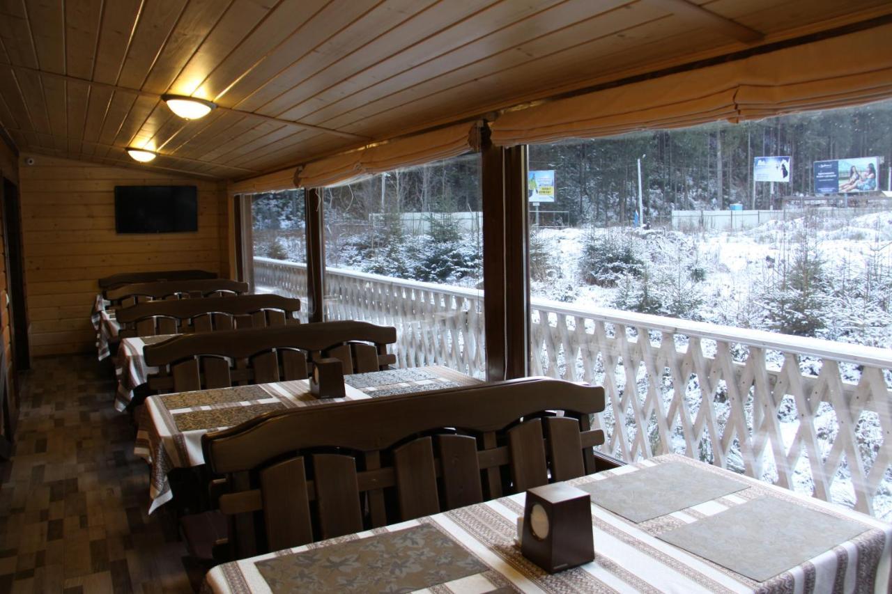 Arnika Hotel Boekovel Buitenkant foto