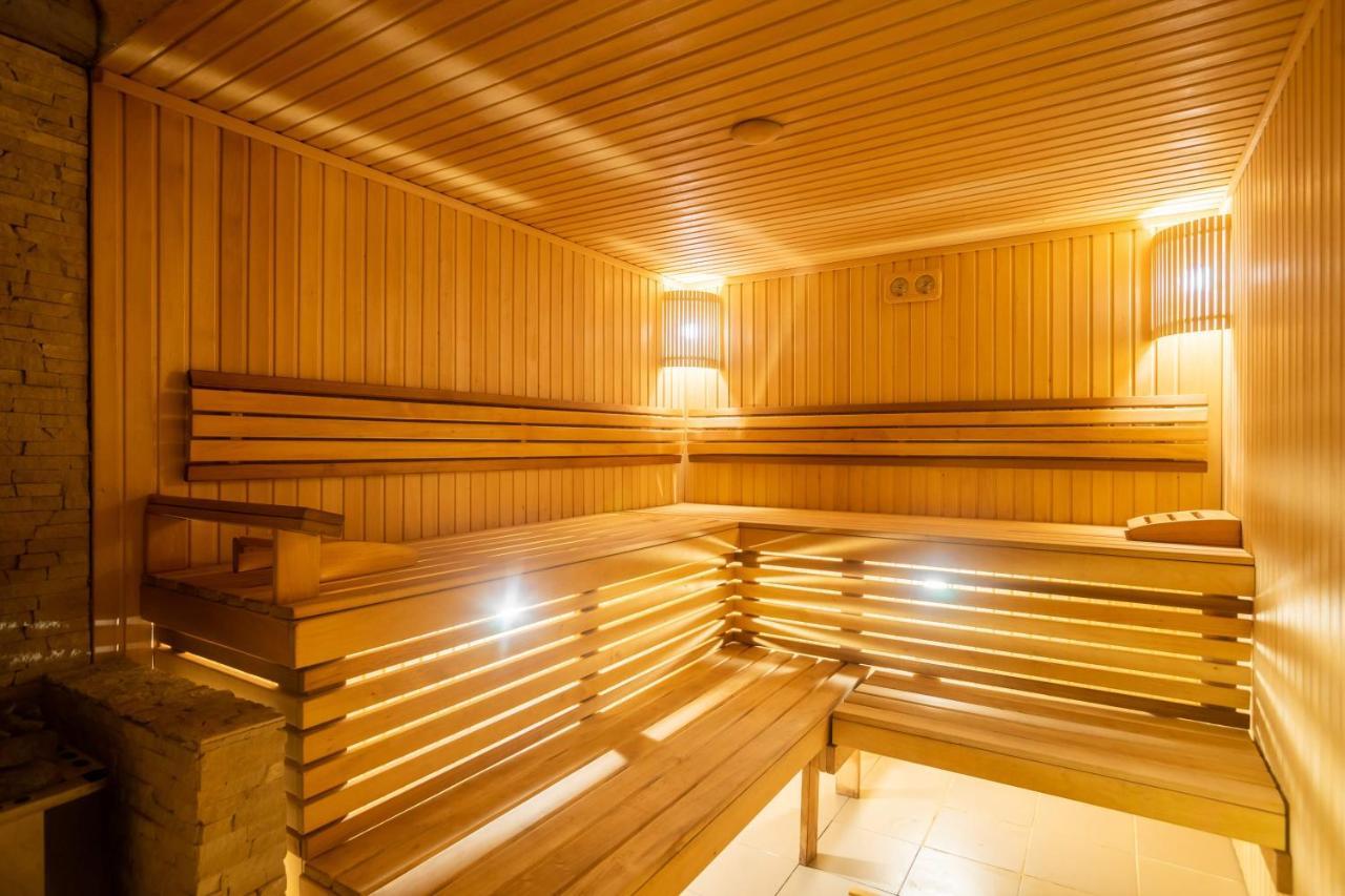 Arnika Hotel Boekovel Buitenkant foto