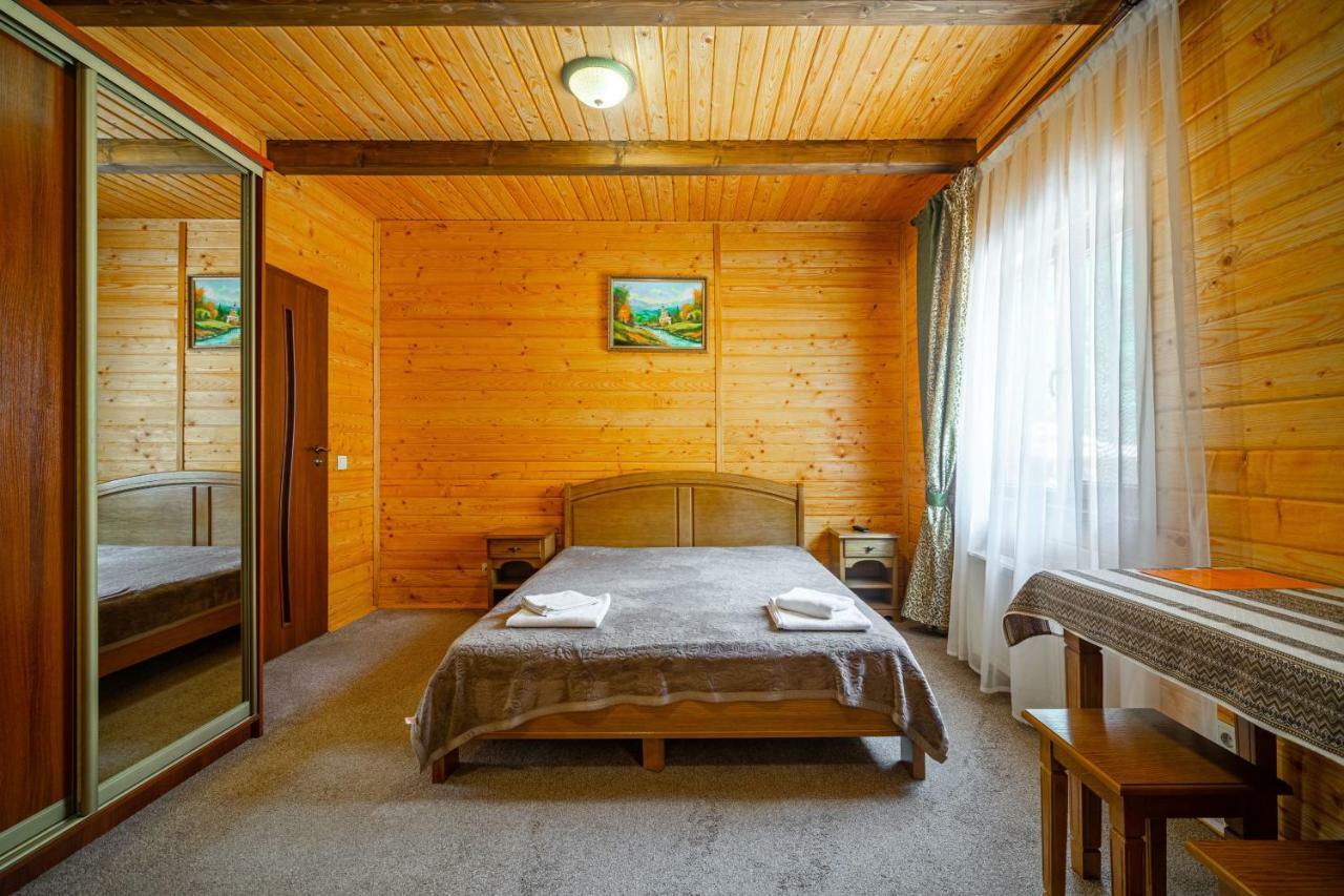 Arnika Hotel Boekovel Buitenkant foto